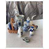 Ceramic and porcelain miniatures