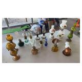 Lot of misc size oil lamps