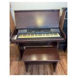 Yamaha PSR-47 keyboard in stand with bench