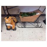 Wicker sleigh, roll e horse
