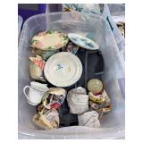 Plates, China cups, purses, misc