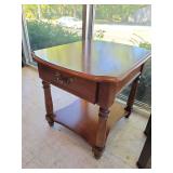 End Table w/Drawer 21 x 22½ x 26