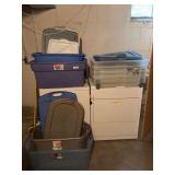 Plastic storage containers