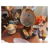 Lot of Asian decor items