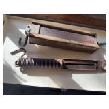 2 vintage spring scales