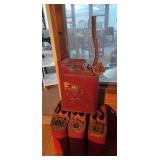 4 metal gas cans