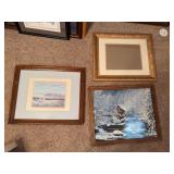 Lot of framed pictures