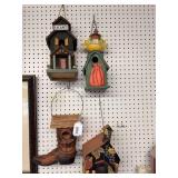 4 birdhouses