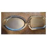 2 aluminum trays