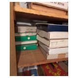 34 Decorative wall plates