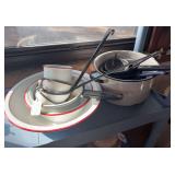 Graniteware pieces, ladles