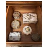 Trinket boxes