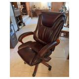 Rolling office chair