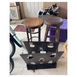 Game boards, 2 stools