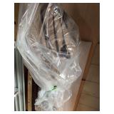 Patio umbrella w/ no bottom pole