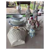 Victorian figurines, Ainsley cat creamer, Adderleys plates, ceramic wall pitcher, 2 hat boxes with 3 hats