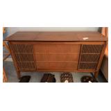 Sears solid state by Silvertone console stereo 52" x 27" x 16"