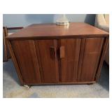 Mid-century modern cabinet / lamp table 26" x 18" x 26"