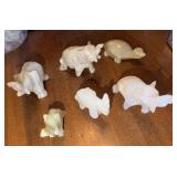 Carved marble or onyx animals
