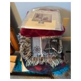 Blankets, valance