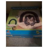 Pet supplies