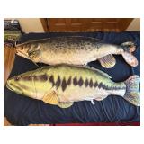 2 Fish Pillows