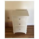 White Endtable with drawers