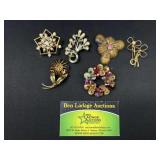 6 Floral Decorative Brooches / Pins