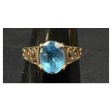 10K Yellow Gold Blue Topaz Ring