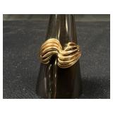 14K Gold Modern Wave Design Ring