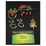 5 Christmas Decorative Brooches / Pins