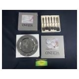 Oneida silver plate Chippendale bon bon dish