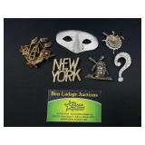 New York & More Decorative Brooches / Pins