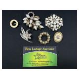6 Pearl Like Decorative Brooches / Pins