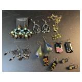 7 Sets of fashion earrings & necklace