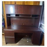Computer desk