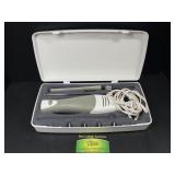 G & E carving set
