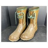 Northerner Size 10 mug boots