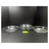 Pyrex and Anchor Hocking pie pans