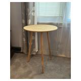 Low Round Accent Table