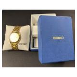 Seiko Quartz Gold Tone Wristwatch w/Box