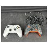 2 Xbox Controllers