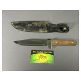 Sabre Bowie Knife