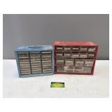 2 Hardware Organizers