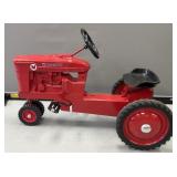 IH McCormick Farmall M Pedal Tractor