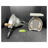Pelduze Scale and potato masher