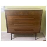 Dixie dresser
