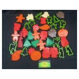 Hutzler Holiday cookie cutters