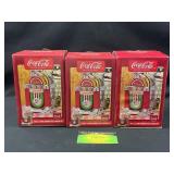 Three Coke & a sing Jukebox Salt & pepper shakers