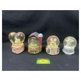 4 Snow Globe Music Boxes